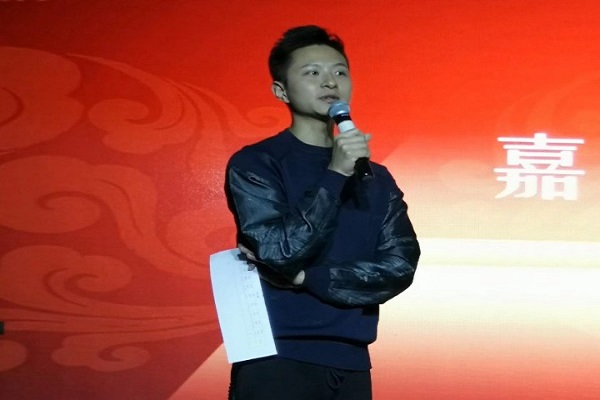 龚曦点评