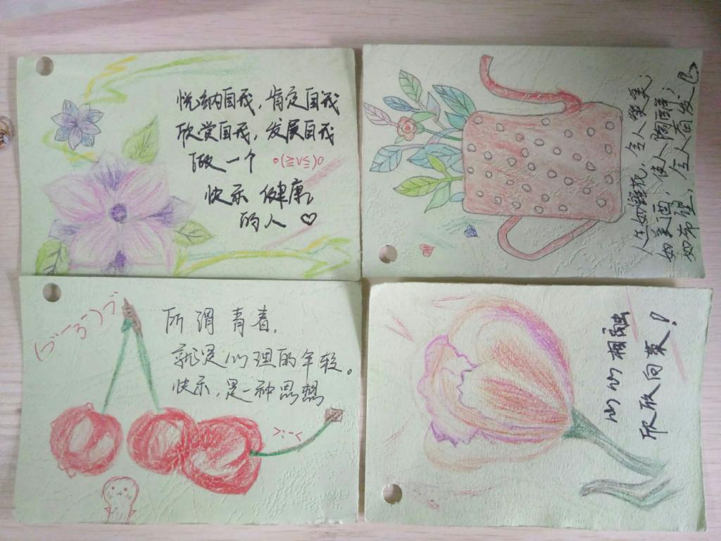 同学们的手绘书签作品